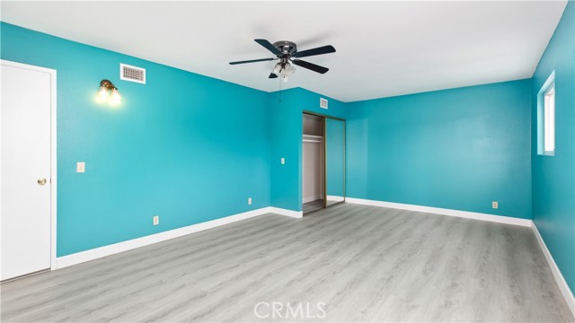 528 Essex photo 37