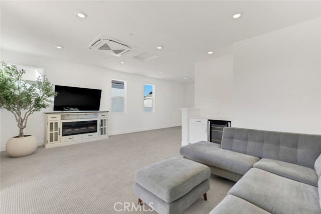 Detail Gallery Image 37 of 53 For 26712 Afton Ln, Valencia,  CA 91381 - 4 Beds | 3/1 Baths