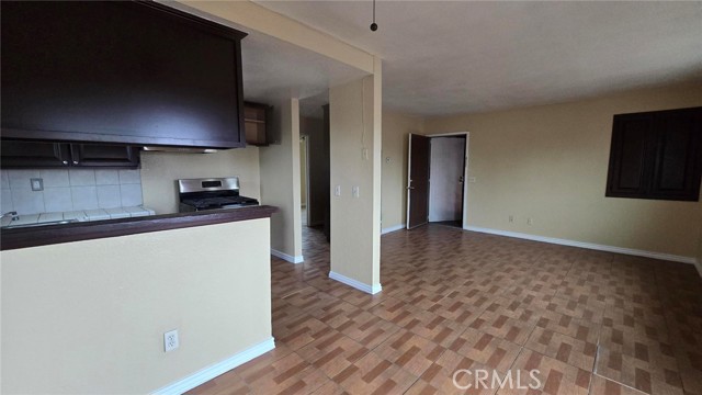 Detail Gallery Image 10 of 16 For 308 N Millard #312,  Rialto,  CA 92376 - 2 Beds | 1 Baths