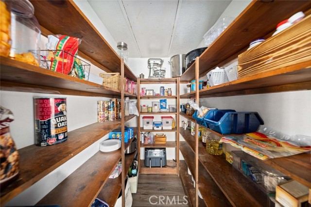 Detail Gallery Image 22 of 67 For 29670 Skyline Dr, Tehachapi,  CA 93561 - 6 Beds | 3/1 Baths