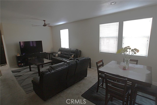 28116 Calle Lumina, Temecula CA: https://media.crmls.org/medias/21375551-e45f-4f7b-8071-a337a7e5b0d5.jpg