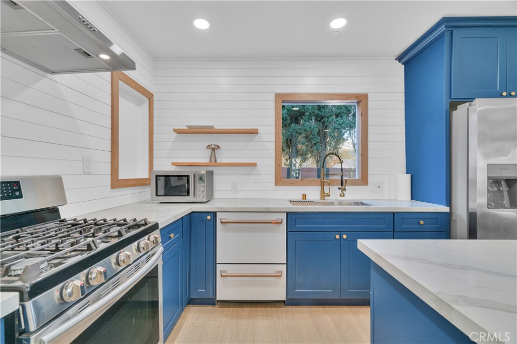 1330 N Lincoln StreetBurbank img 52