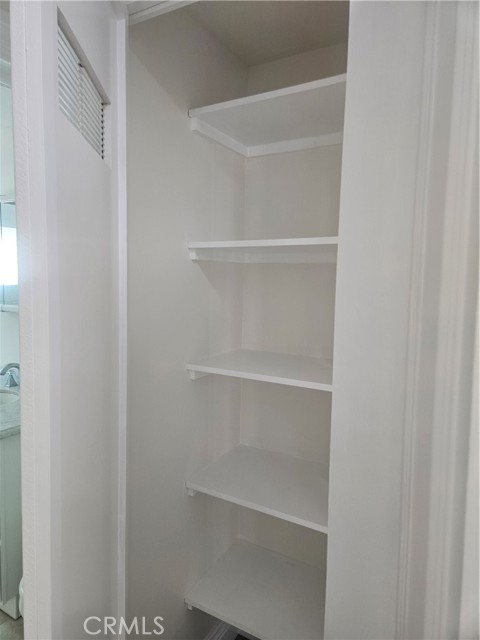 2426 Silverstrand Avenue, Hermosa Beach CA: https://media.crmls.org/medias/2137a52a-dfc9-4dc3-b7da-9157ac96a3a0.jpg