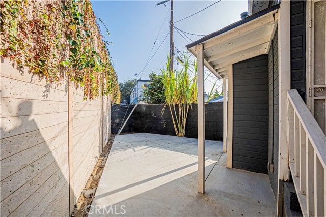 Detail Gallery Image 18 of 22 For 826 N Kingsley Dr, Los Angeles,  CA 90029 - 2 Beds | 1 Baths