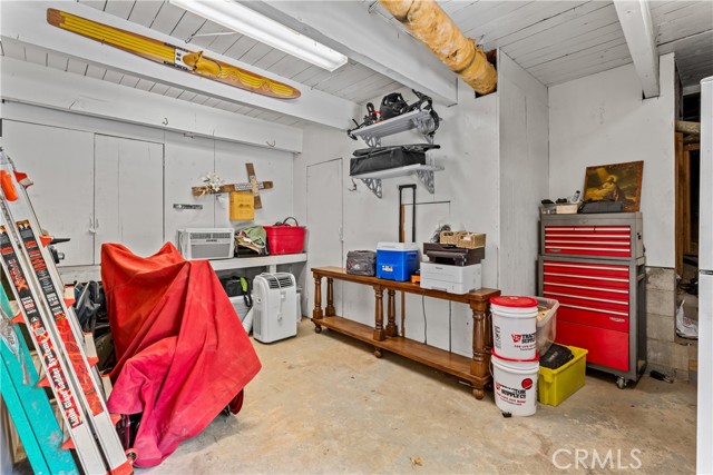235 Bret Harte Road, Lake Arrowhead CA: https://media.crmls.org/medias/21386b65-6358-4dd3-84d3-66fd795f2f8d.jpg