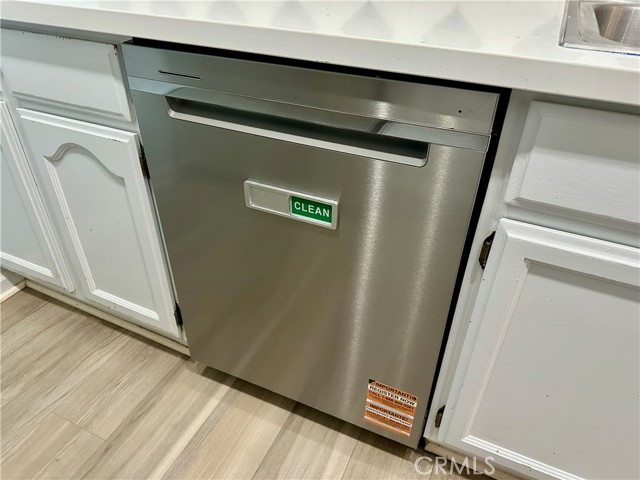 Detail Gallery Image 37 of 40 For 11138 Aqua Vista St #3,  Studio City,  CA 91602 - 2 Beds | 1/1 Baths