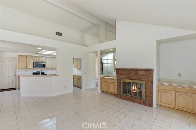 45355 Mesa, Indian Wells CA: https://media.crmls.org/medias/21397f44-addf-4849-bf03-093bbe3106ac.jpg