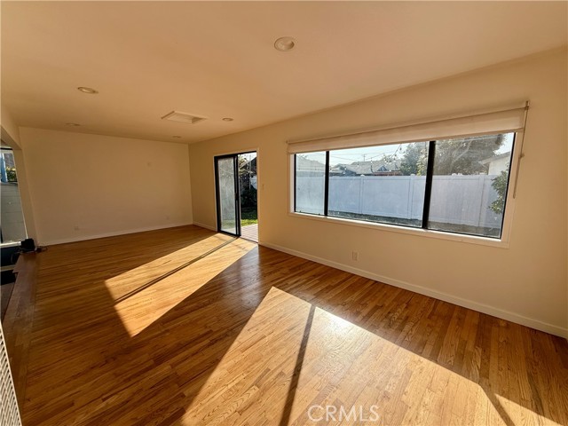 Detail Gallery Image 8 of 25 For 14621 Fonthill Ave, Hawthorne,  CA 90250 - 3 Beds | 2 Baths