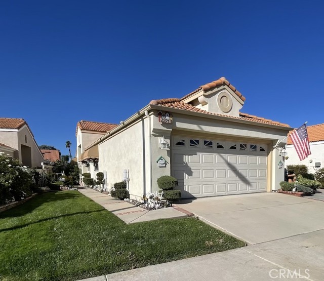 Detail Gallery Image 2 of 28 For 29941 Fernleaf Dr, Menifee,  CA 92584 - 3 Beds | 2 Baths