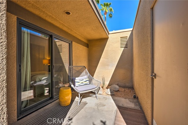 1184 Tiffany N, Palm Springs, CA 92262