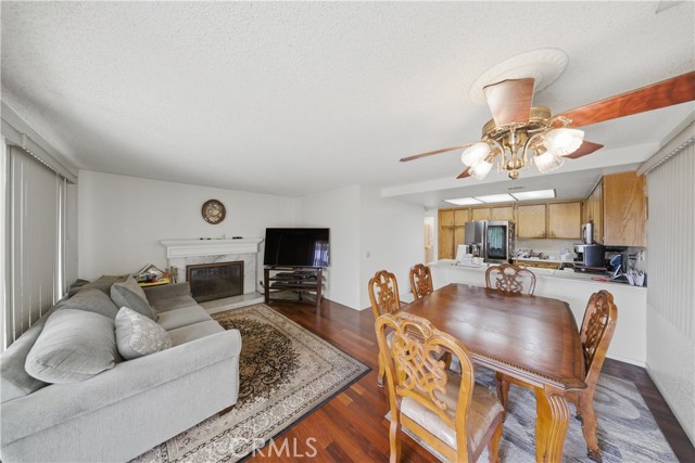 Detail Gallery Image 13 of 32 For 1149 N Birch, Rialto,  CA 92376 - 3 Beds | 2/1 Baths