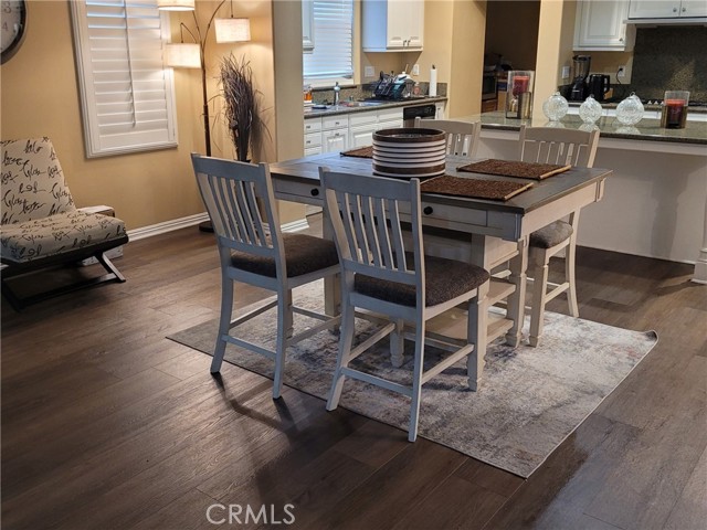 Detail Gallery Image 12 of 33 For 3103 S Hampton Way, Ontario,  CA 91761 - 4 Beds | 4/1 Baths