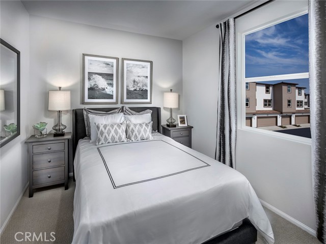 Image 8 of 12 For 2401 Saltbush Drive