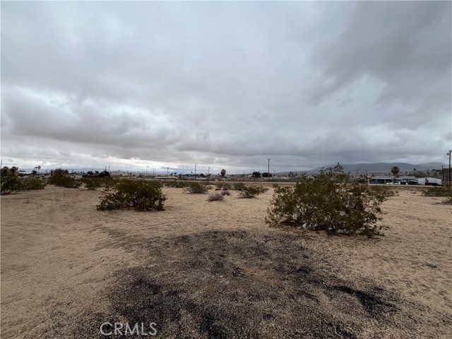 0 Split Rock Avenue, Twentynine Palms, California 92277, ,Land,For Sale,0 Split Rock Avenue,CRJT24052128