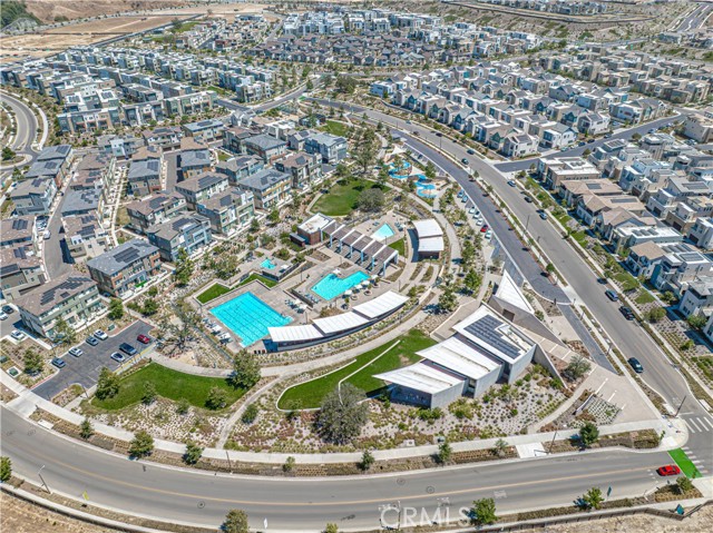 27871 Screenplay Place, Valencia CA: https://media.crmls.org/medias/213ef835-366f-4ccd-bb32-bbdea2b964e3.jpg