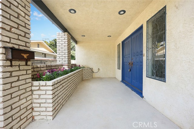 Detail Gallery Image 6 of 52 For 204 N Vega St, Alhambra,  CA 91801 - 4 Beds | 3/1 Baths