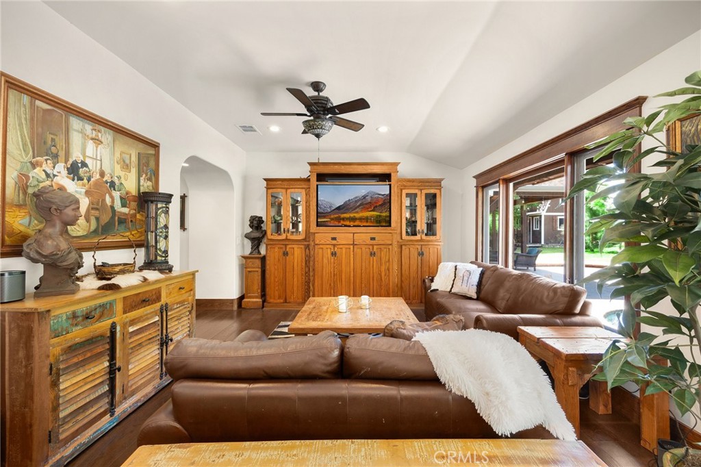 213fc41e 717f 433a A02a 389584f5fdd1