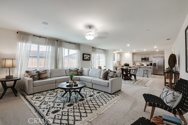 Detail Gallery Image 9 of 27 For 4759 Jema Way #10 B1,  Merced,  CA 95348 - 5 Beds | 3 Baths