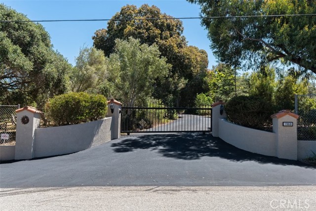 Detail Gallery Image 4 of 47 For 1960 Andre Ave, Los Osos,  CA 93402 - 3 Beds | 3 Baths