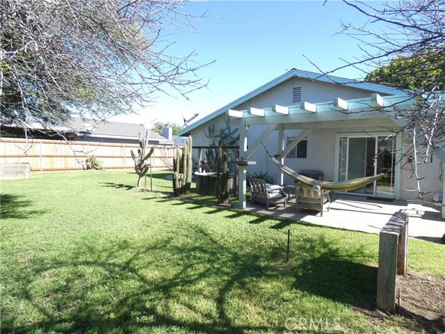 Detail Gallery Image 9 of 11 For 1123 Hal, Santa Maria,  CA 93454 - 2 Beds | 2 Baths