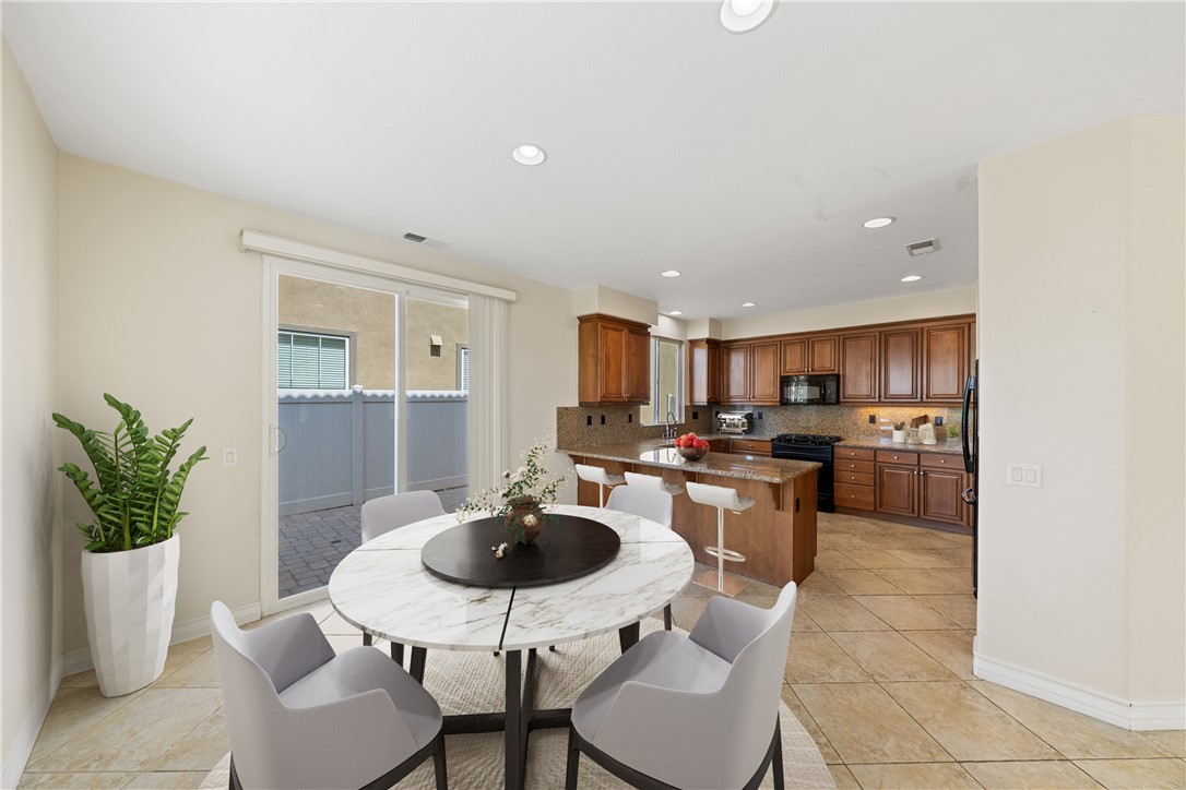 Detail Gallery Image 5 of 36 For 37295 Ascella Ln, Murrieta,  CA 92563 - 3 Beds | 2/1 Baths