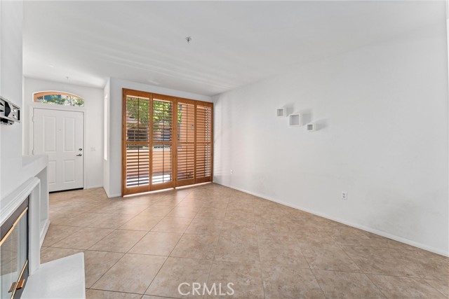 Detail Gallery Image 4 of 25 For 2802 Ladrillo Aisle #25,  Irvine,  CA 92606 - 2 Beds | 2 Baths