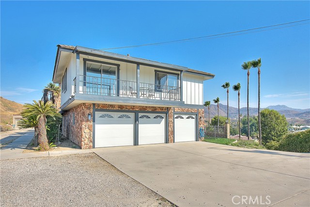 Detail Gallery Image 7 of 75 For 3021 Shadid Dr, Colton,  CA 92324 - 5 Beds | 3/1 Baths