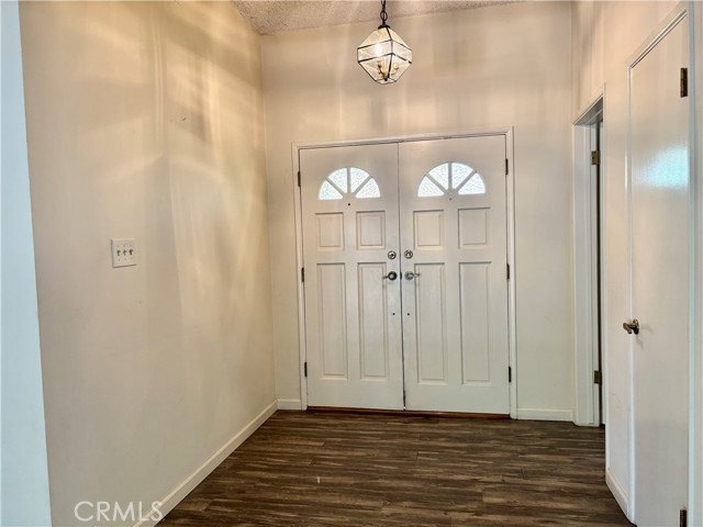 Detail Gallery Image 7 of 24 For 8064 Crosnoe Ave, Panorama City,  CA 91402 - 3 Beds | 2 Baths