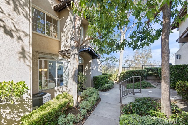 Detail Gallery Image 4 of 44 For 98 Tierra Montanosa, Rancho Santa Margarita,  CA 92688 - 3 Beds | 3 Baths