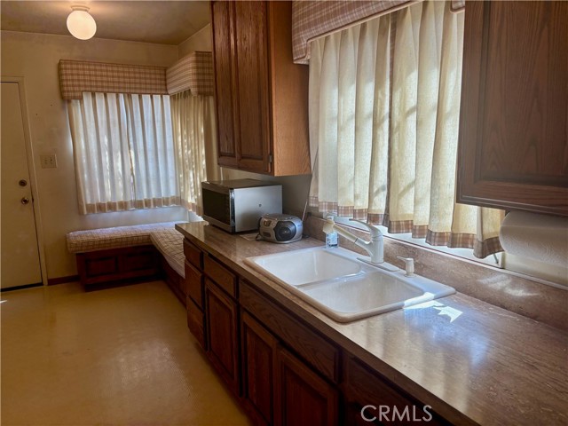 Detail Gallery Image 4 of 21 For 904 N 2nd Ave, Upland,  CA 91786 - 3 Beds | 2 Baths
