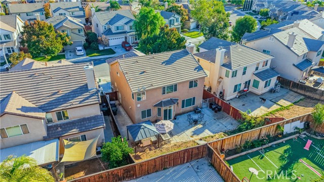 Detail Gallery Image 8 of 44 For 3902 Bluff, Perris,  CA 92571 - 4 Beds | 2/1 Baths