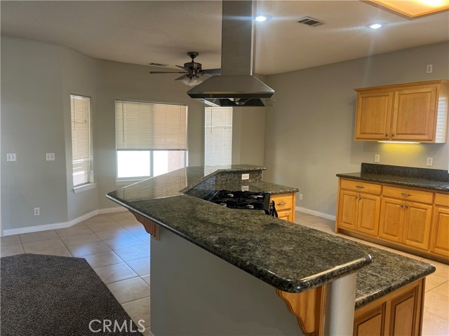 Detail Gallery Image 9 of 16 For 26500 Silver Lakes, Helendale,  CA 92342 - 4 Beds | 2 Baths