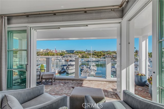 Detail Gallery Image 30 of 65 For 317 E. Bayfront, Newport Beach,  CA 92662 - 3 Beds | 3 Baths