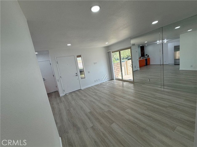 Detail Gallery Image 4 of 25 For 1457 Sunflower Cir, Palm Springs,  CA 92262 - 2 Beds | 1 Baths