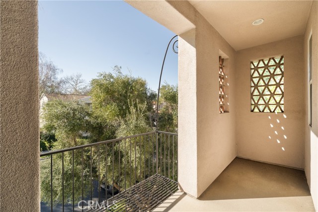 Detail Gallery Image 21 of 37 For 26910 Mirasol St, Valencia,  CA 91355 - 5 Beds | 5 Baths