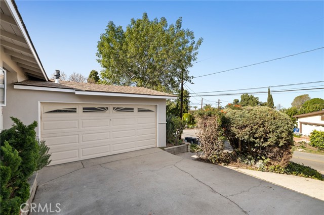 3974 Newton Street, Torrance, California 90505, 3 Bedrooms Bedrooms, ,2 BathroomsBathrooms,Residential,For Sale,Newton,PV25048381