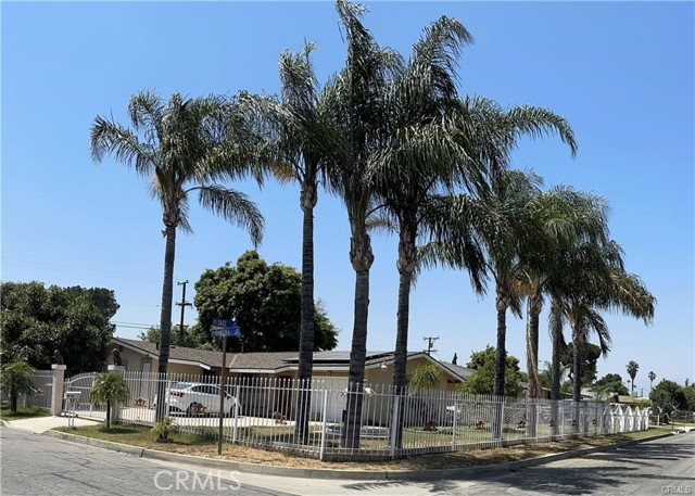 432 N Sage N Avenue, Rialto CA: https://media.crmls.org/medias/2146ce6c-b772-4d38-9c16-307ea7317a64.jpg