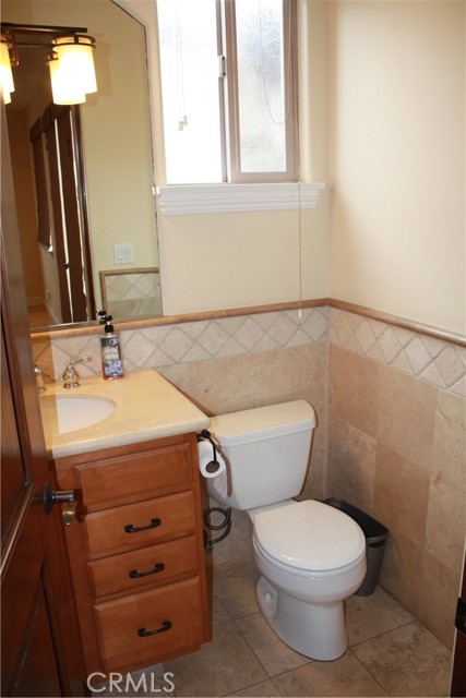 423 19th Street, Manhattan Beach CA: https://media.crmls.org/medias/2146efa8-7939-47cf-a3ac-056501bc16ef.jpg