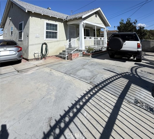 Detail Gallery Image 8 of 8 For 4323 W 105th St, Inglewood,  CA 90304 - 2 Beds | 2 Baths