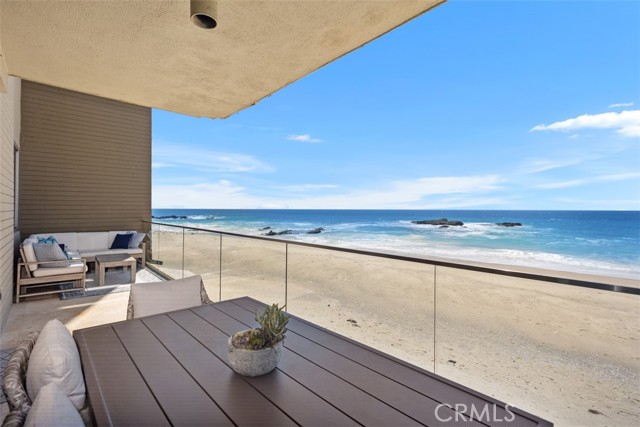 31755 Coast, Laguna Beach CA: https://media.crmls.org/medias/21478d20-6e40-4b4f-97bb-5f71a4a03526.jpg