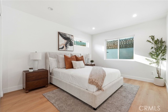 Detail Gallery Image 60 of 74 For 2140 N Rose St, Burbank,  CA 91505 - 5 Beds | 3/1 Baths