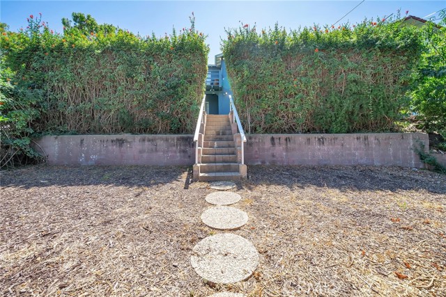 168 Vista Del Parque, Redondo Beach, California 90277, 6 Bedrooms Bedrooms, ,3 BathroomsBathrooms,Residential,Sold,Vista Del Parque,PV22188074