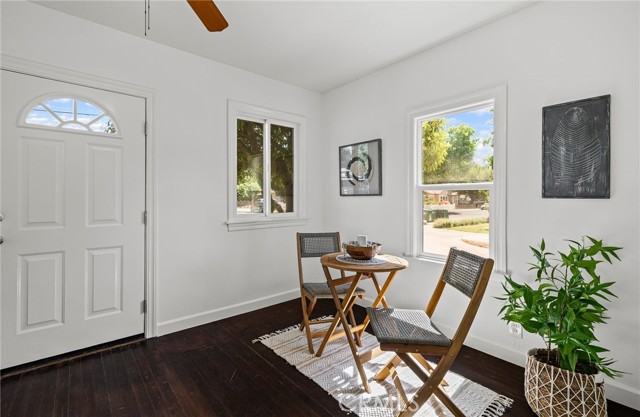 438 W 6th Avenue, Chico CA: https://media.crmls.org/medias/2148c623-b230-4b20-9b15-a0b2fa99f65c.jpg