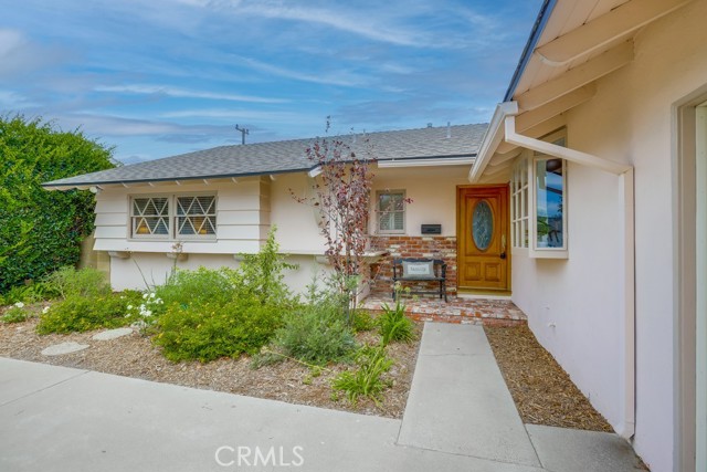 Detail Gallery Image 3 of 50 For 5621 Marilyn Cir, Westminster,  CA 92683 - 3 Beds | 2 Baths