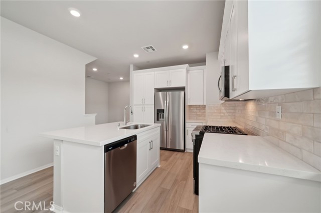 1553 Stratus Drive, Pomona CA: https://media.crmls.org/medias/214a87b9-3a3e-418b-823e-566340fee29e.jpg