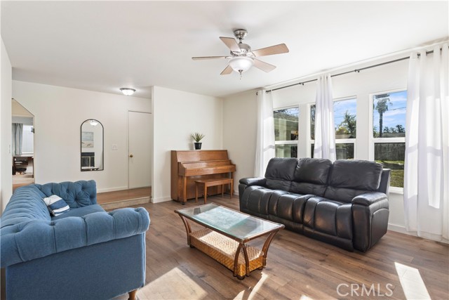 Detail Gallery Image 7 of 32 For 19894 Mountain Meadows South, Hidden Valley Lake,  CA 95467 - 2 Beds | 2 Baths