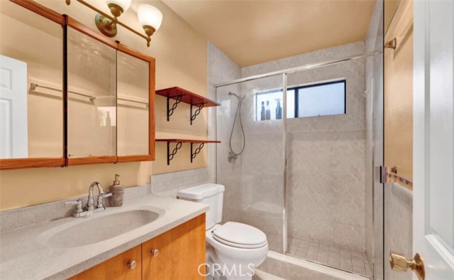 Detail Gallery Image 9 of 10 For 10240 Silverton Ave #9,  Tujunga,  CA 91042 - 2 Beds | 2/1 Baths