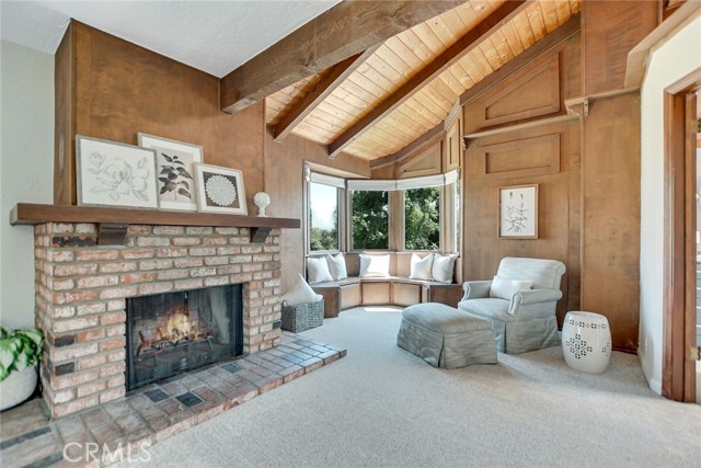 7022 Wheeler Avenue, La Verne CA: https://media.crmls.org/medias/214c4deb-4235-49cf-a8cb-8a7a4c07ec11.jpg