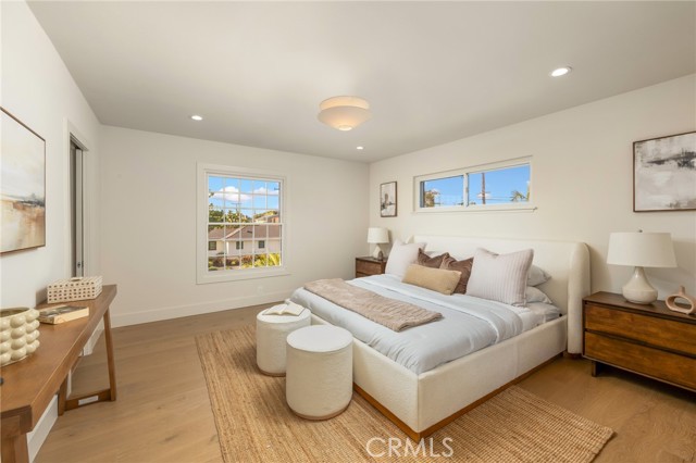 Detail Gallery Image 20 of 37 For 1839 Pitcairn Dr, Costa Mesa,  CA 92626 - 5 Beds | 4/1 Baths
