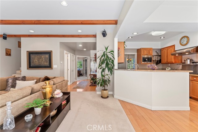 197 Massive Road, Blue Jay CA: https://media.crmls.org/medias/214d3972-b86e-4324-9bcf-918db4c32f8b.jpg